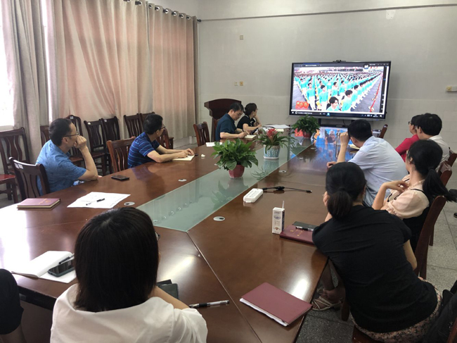数学学院袁园.jpg