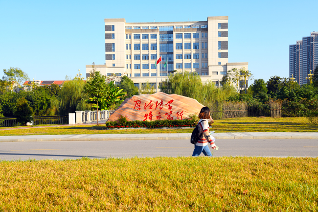 5早晨北校区.jpg